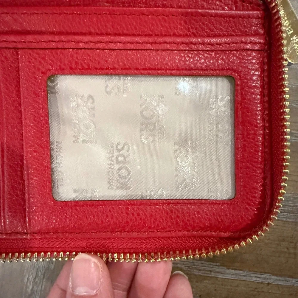 Michael‎ Kors Jet Set Travel Red Leather Zip Around Wristlet Wallet